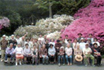 ���R�U��